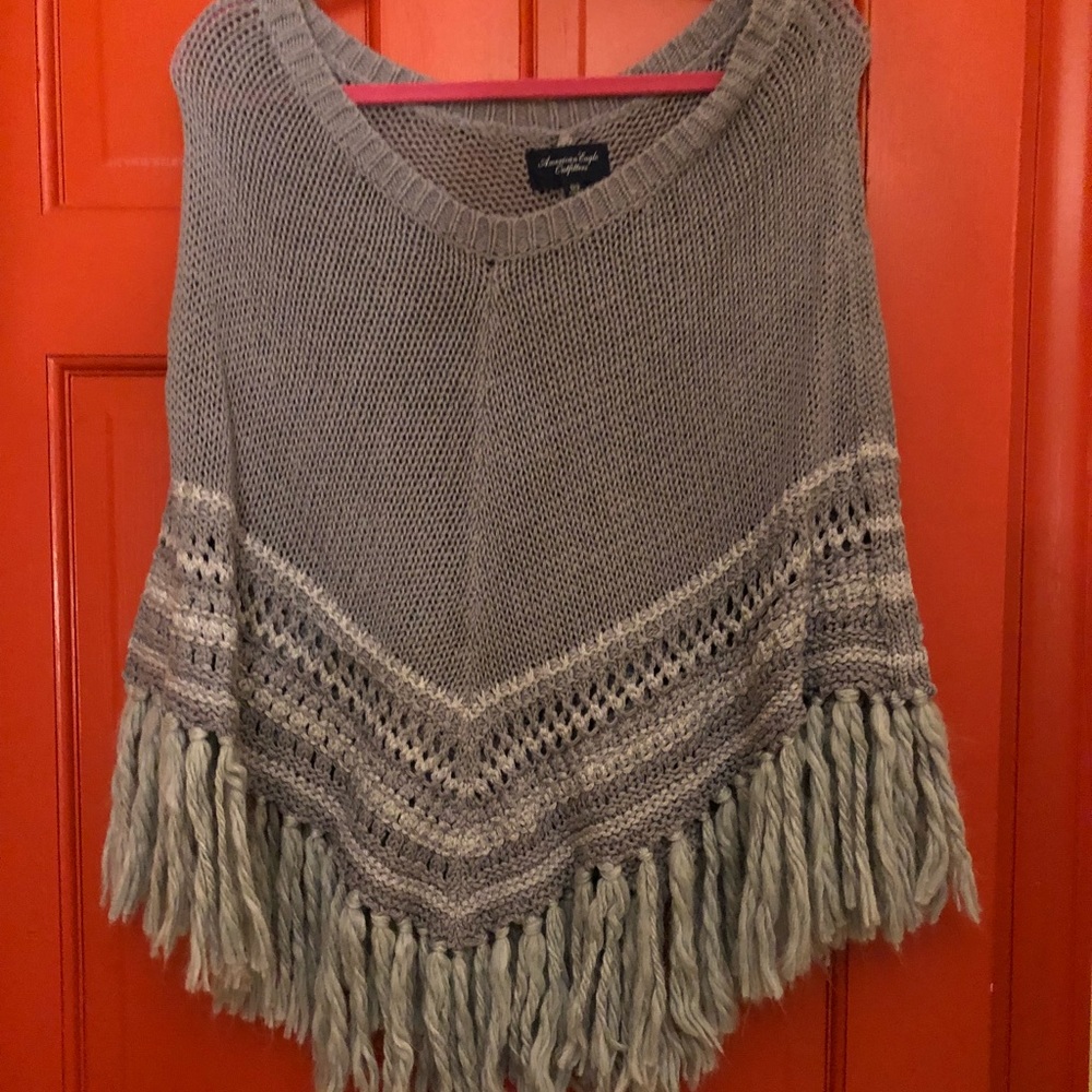 AMERICAN EAGLE: Knitted Poncho